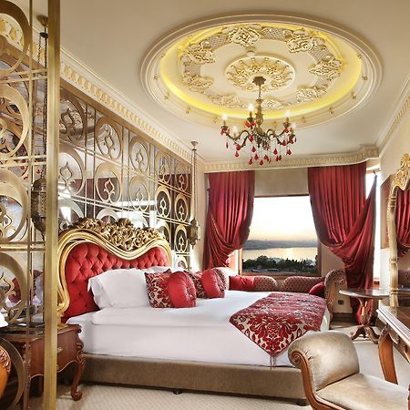Daru Sultan Hotels Galata Истанбул Екстериор снимка A suite at the hotel